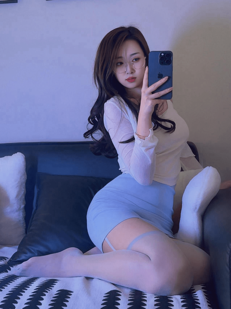 【更新】抖音是婷婷吖(婷婷的小秘密)微密圈合集【216P 6V】-御萝部落