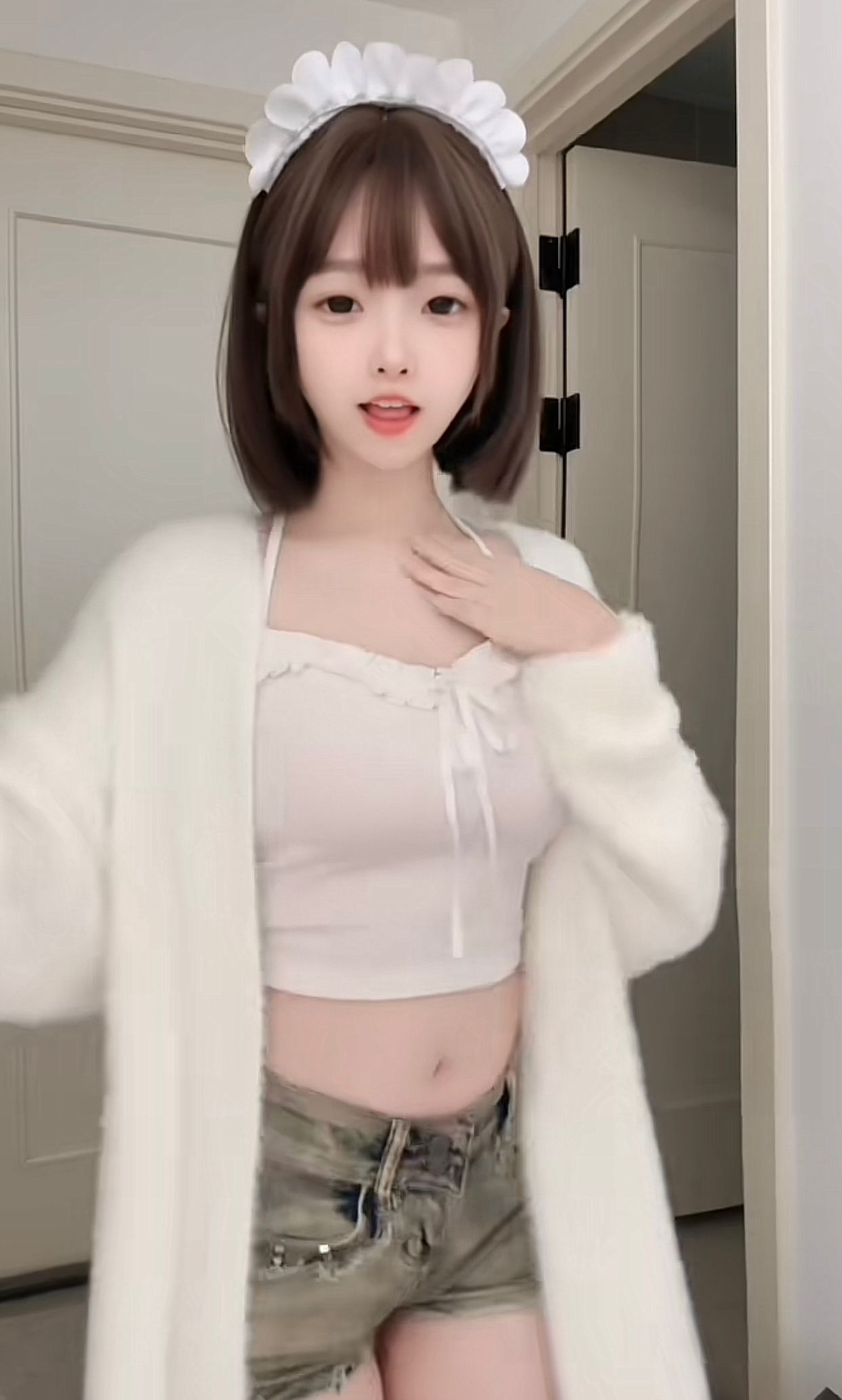 抖音咬一口妃妃酱微密圈合集【52P 56V】-御萝部落
