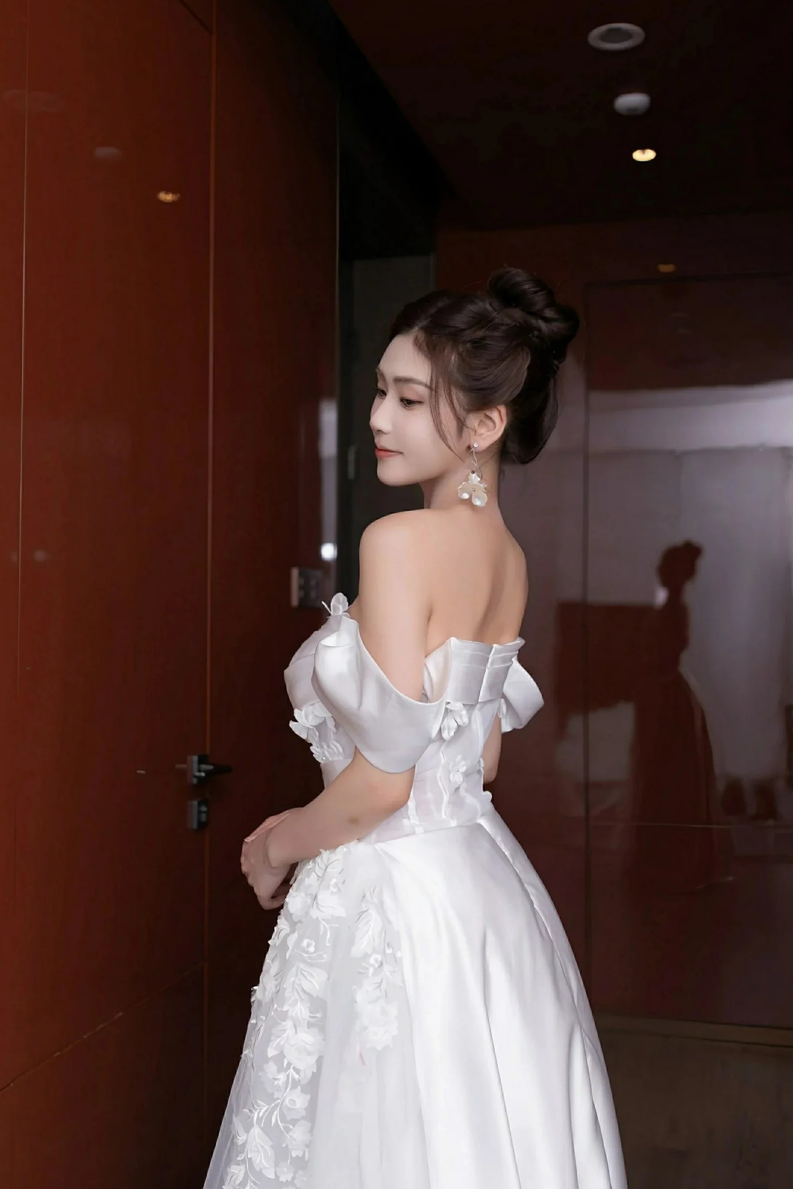 图片[2]-刘婷婷 白色婚纱-御萝部落