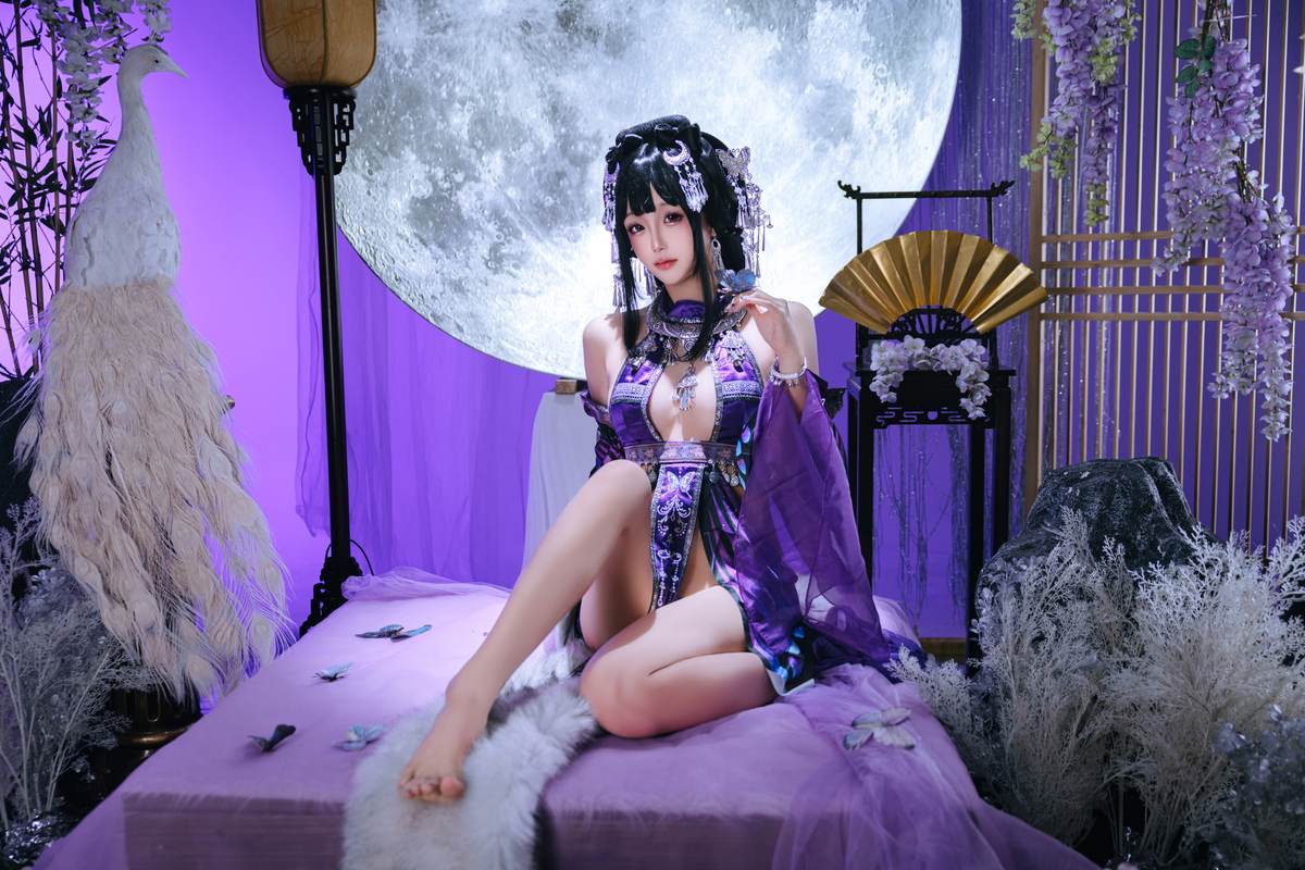 日奈娇 - 苗疆巫女：真人写实国风幻想巫女造型 银饰头冠与民族服饰 贴身巫女装曲线展现 黑丝长腿神秘氛围 典藏写真156P＋视频6V-御萝部落