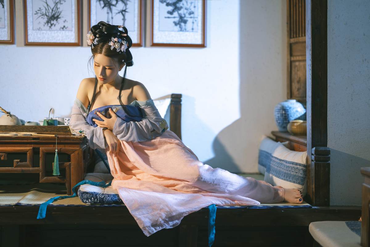 图片[2]-鹿八岁 – 花想容 60P-御萝部落