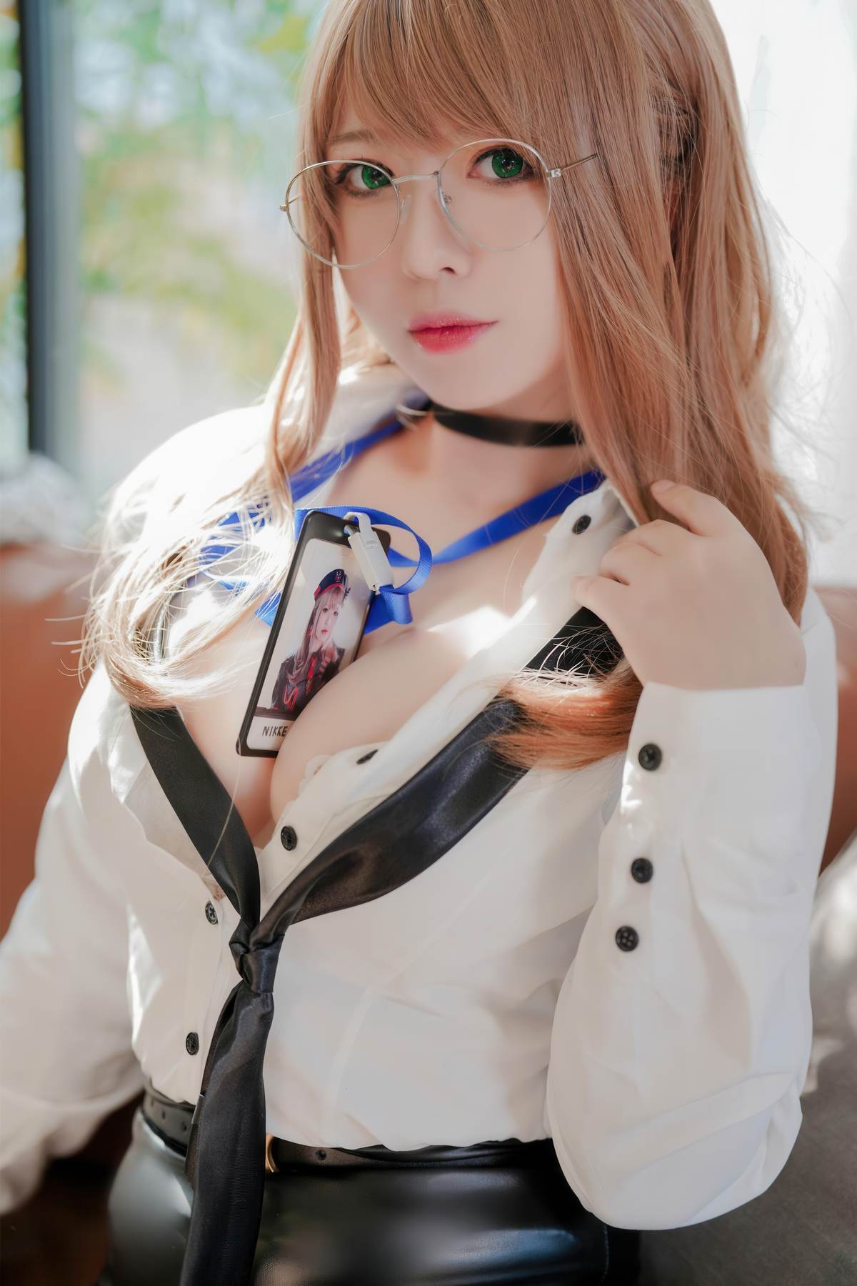 图片[3]-半半子 NIKKE艾玛秘书 Cosplay 76P-御萝部落