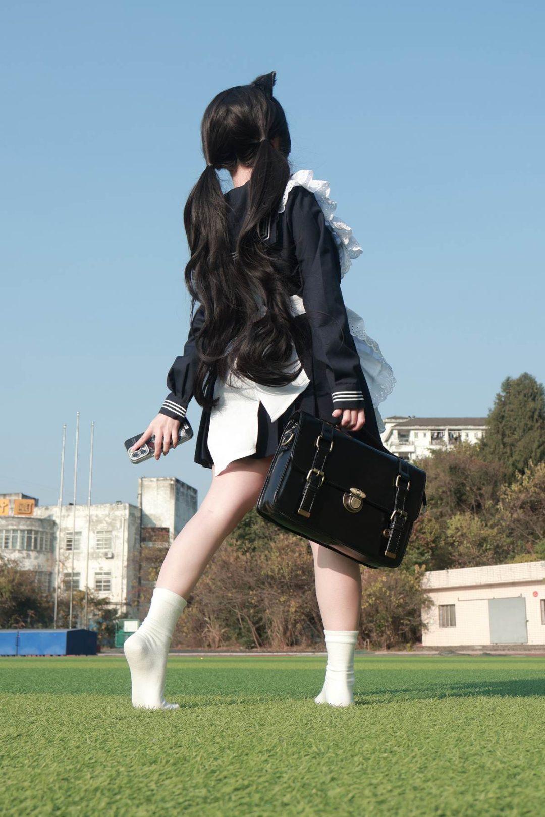 小羊蛋卷 – jk少女+爱丽丝 25P1V-御萝部落
