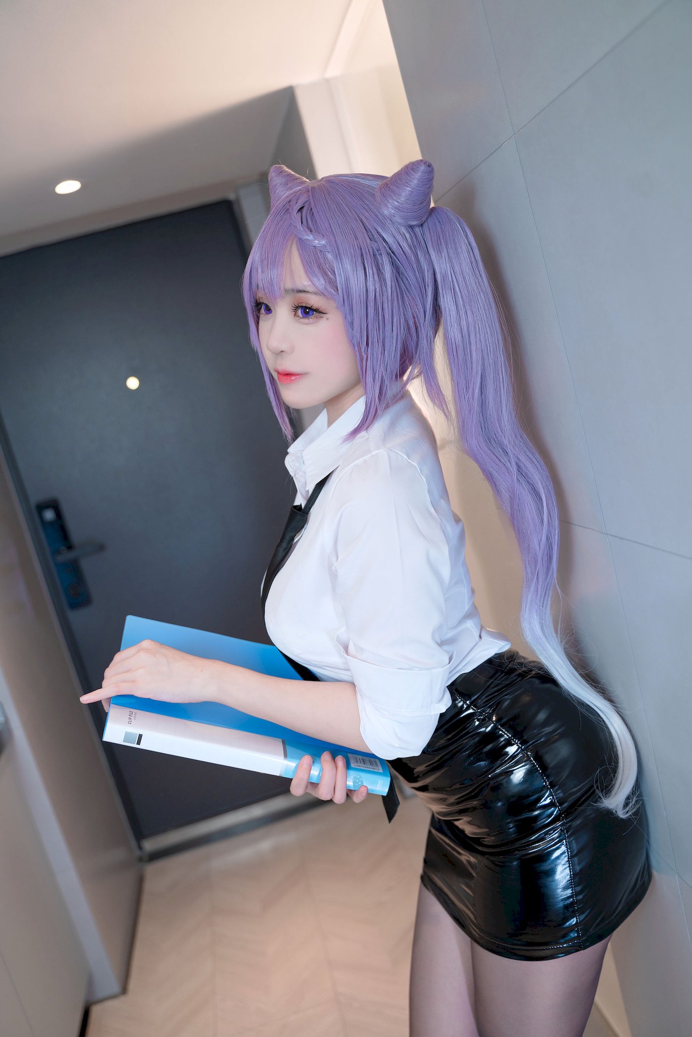 邻家少女miko酱ww黑丝美腿职场OL白领风格清纯写真 - 美女 --御萝部落