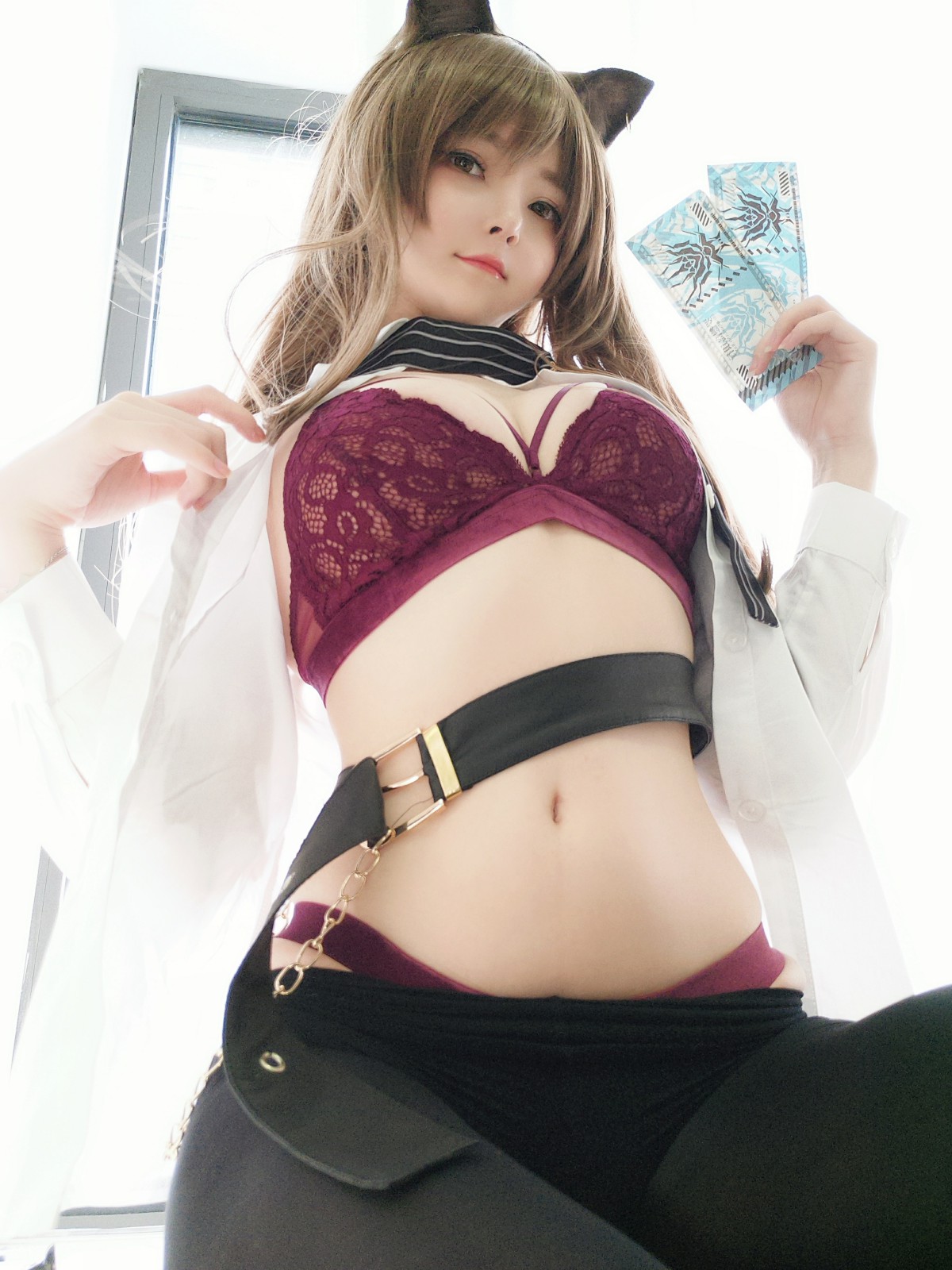 一小央泽 – 明日方舟（天火） - COSPLAY-御萝部落