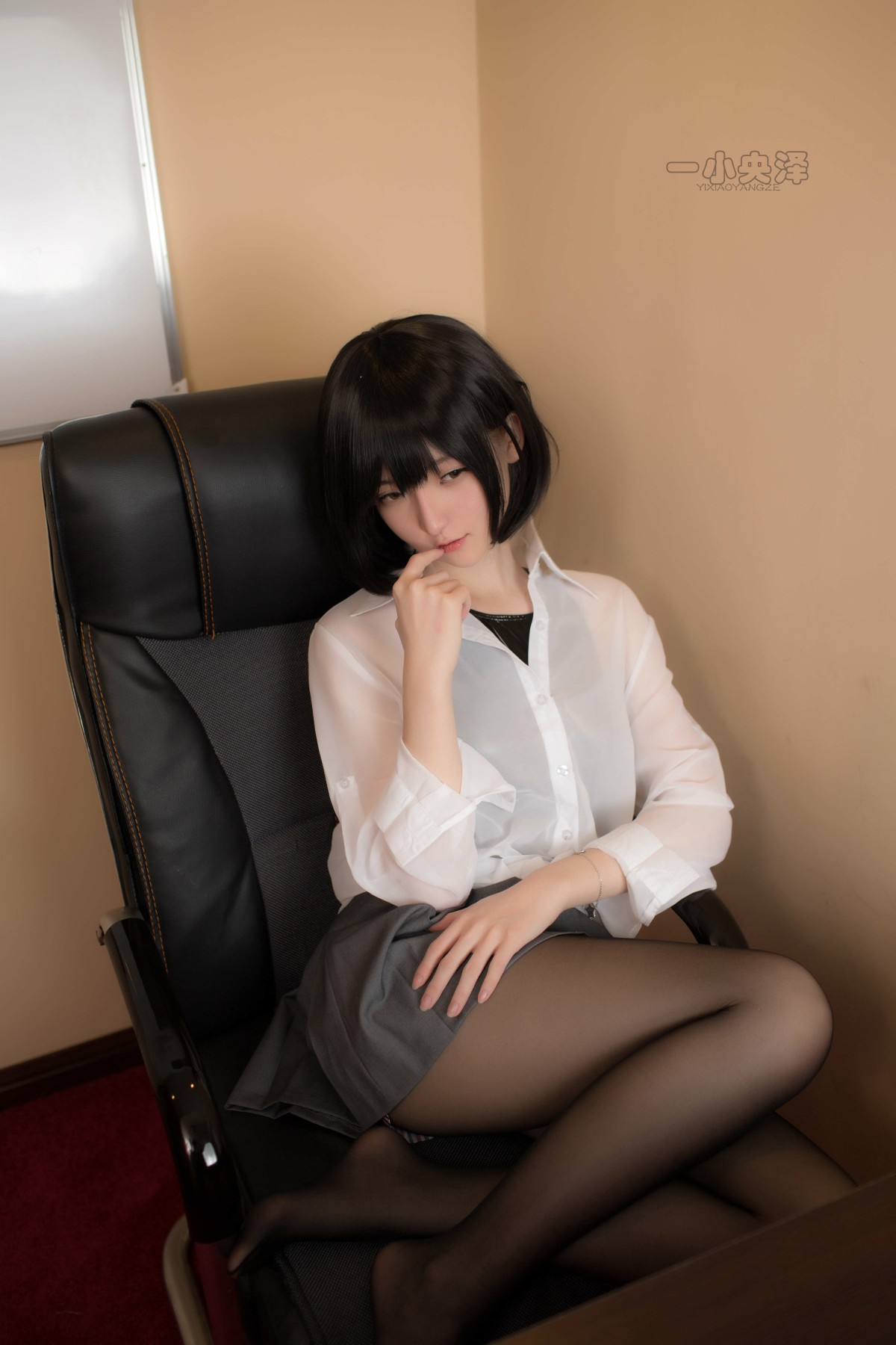一小央泽 – 黑丝 - COSPLAY-御萝部落