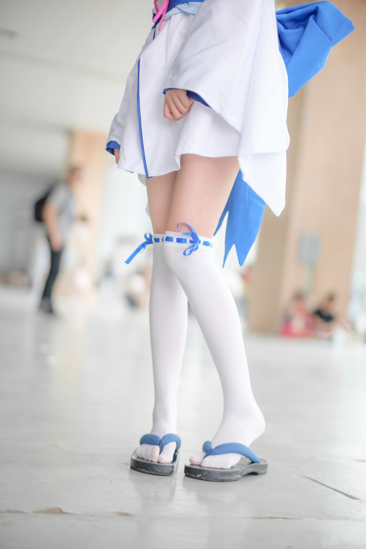 [森萝财团]萝莉丝足写真 Free-002 - COSPLAY-御萝部落